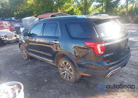 2017 Ford Explorer Platinum z USA, uszkodzony, nr VIN 1FM5K8HT6HGB12913